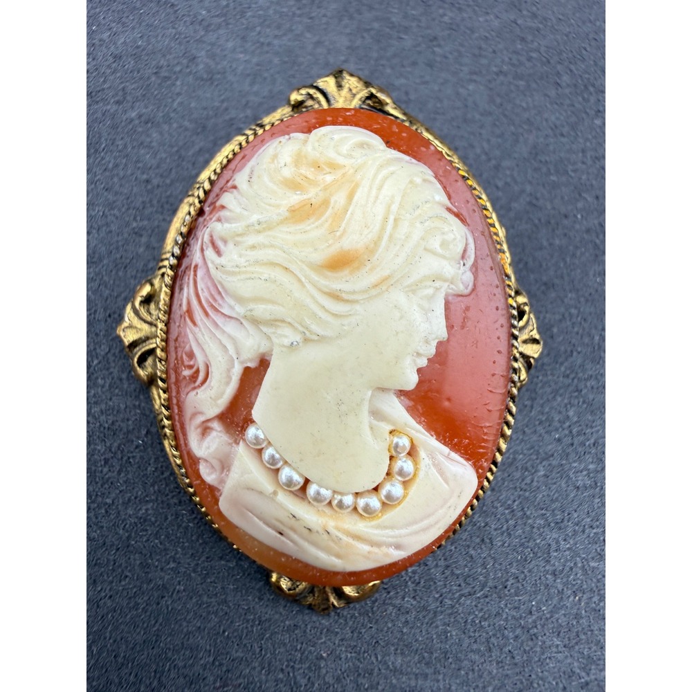 Vintage Resin Cameo Brooch Pendant Faux Pearl Portrait Gold Tone Grandmillennial